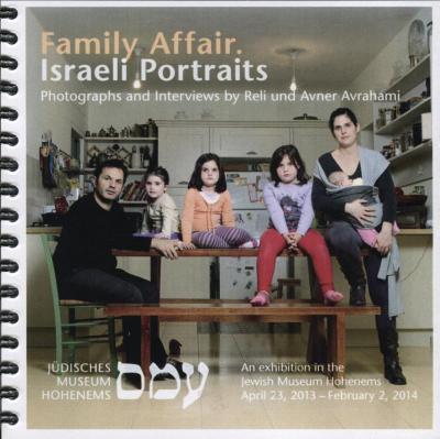 Family affair. Israeli portraits.